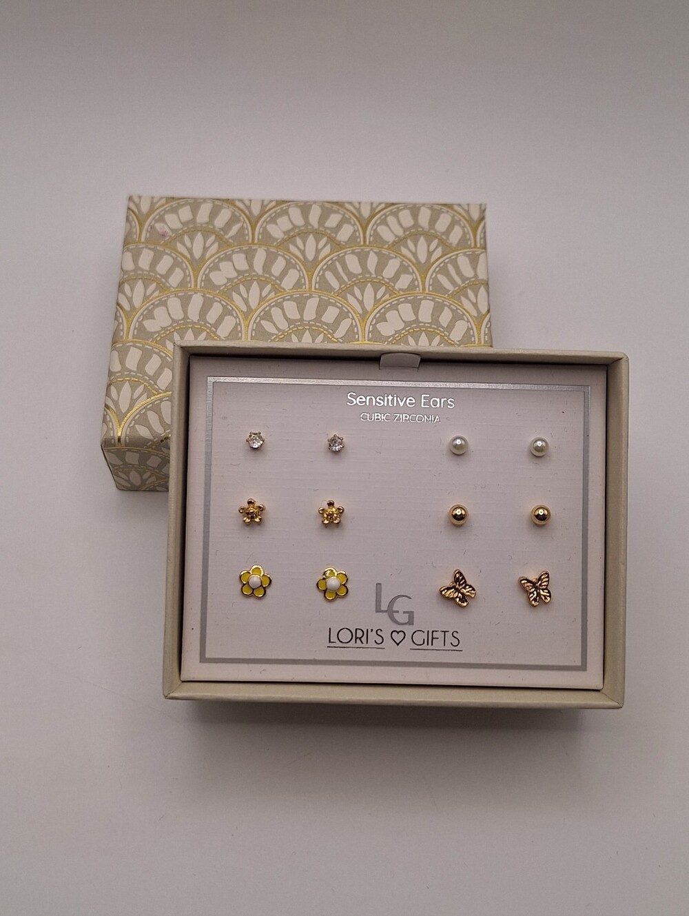 Lori’s Gifts Sensitive Ears CZ 6 Pair Stud Earrings Boxed NWT